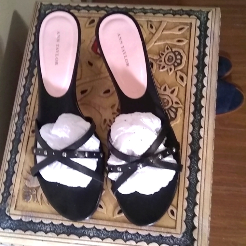 ANN TAYLOR  Heels Sandals 9,5 M